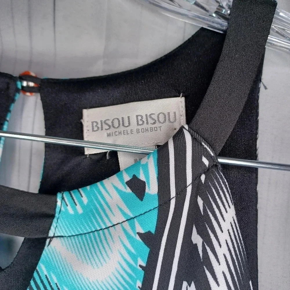 Bisou Bisou Aztec print halter style shirt - Picture 6 of 10